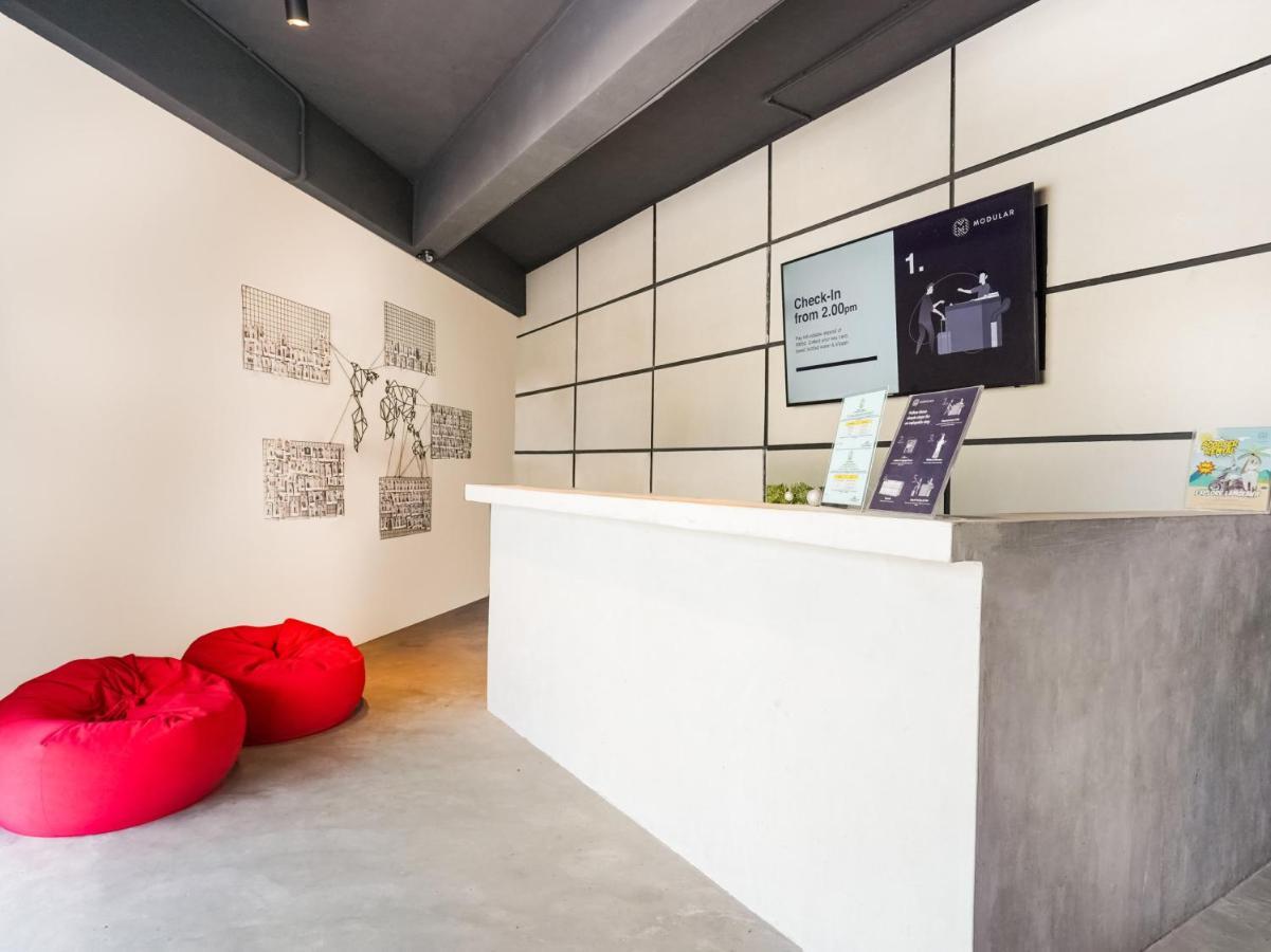 Oyo 89635 Modular Langkawi Capsule Hotel Padang Mat Sirat Buitenkant foto