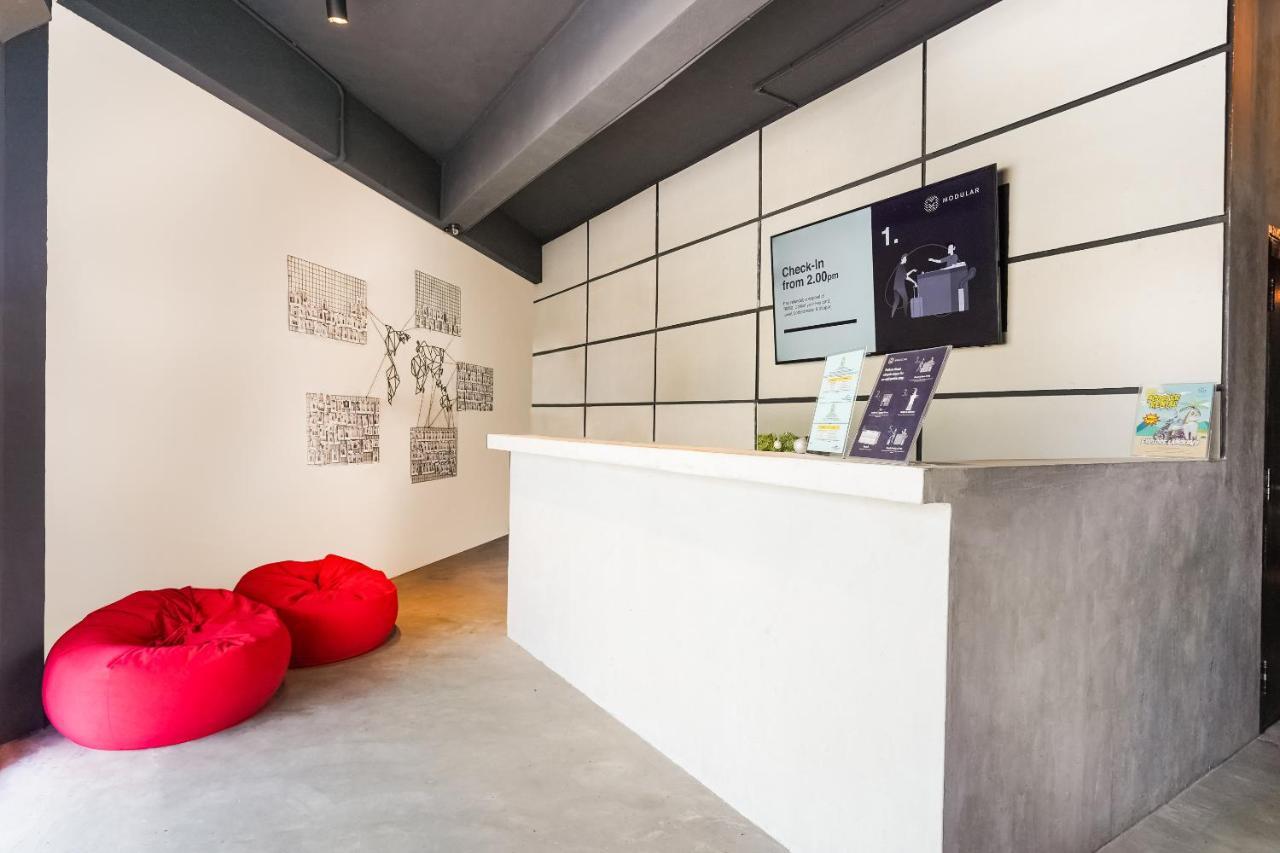 Oyo 89635 Modular Langkawi Capsule Hotel Padang Mat Sirat Buitenkant foto