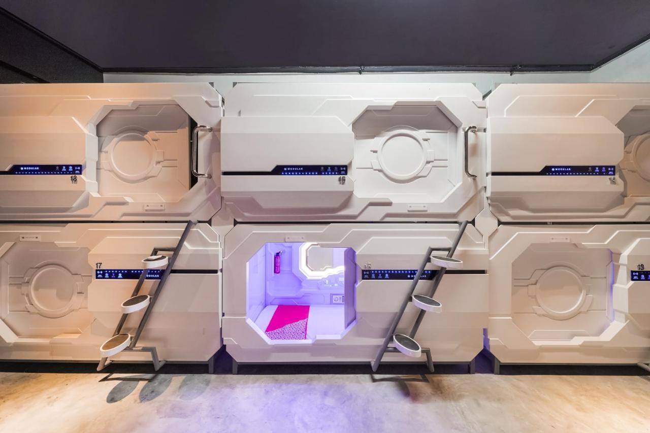 Oyo 89635 Modular Langkawi Capsule Hotel Padang Mat Sirat Buitenkant foto